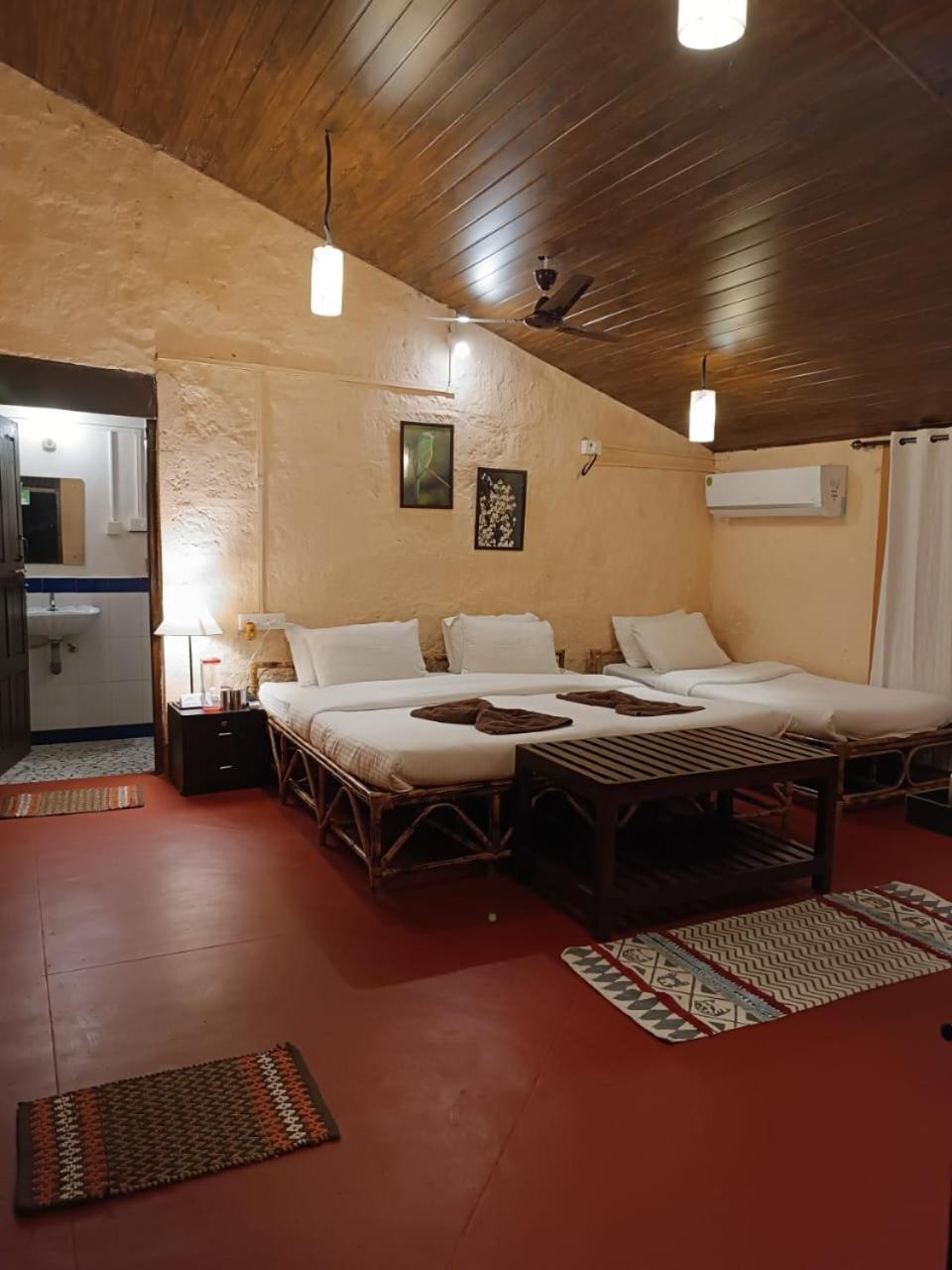 Nature'S Nest Eco Resort Goa, Near Dudhsagar Waterfalls Molem Exteriör bild